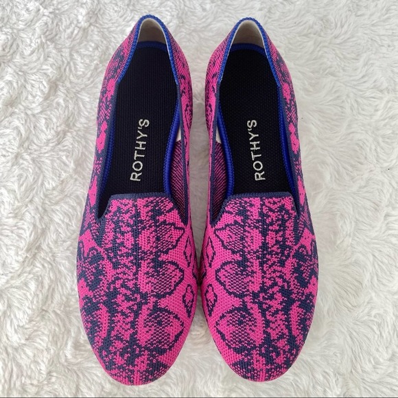 {Rothy’s} Retired Fuchsia/Navy Snake Print Knit Loafers, Size 6, Like New - Picture 2 of 11
